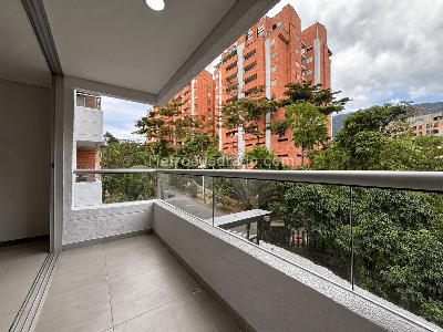 Apartamento de 3 alcobas en arriendo en Cumbres, Envigado, 90 m² · foto 11 de 12