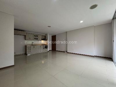 Apartamento de 3 alcobas en arriendo en Cumbres, Envigado, 90 m² · foto 2 de 12