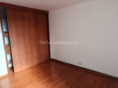 Apartamento de 3 alcobas en venta en El Poblado, Medellín, 140 m² · foto 7 de 9