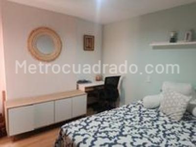 Apartamento de 2 alcobas en arriendo en Laureles, Medellín, 75 m² · foto 6 de 11