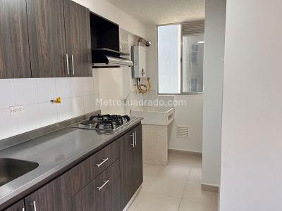 Apartamento de 2 alcobas en venta en Los Colegios, Rionegro, 52 m² · foto 3 de 9