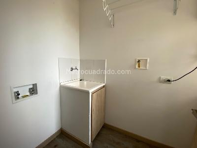 Apartamento de 3 alcobas en venta en Barro Blanco Y Zona Franca, Rionegro, 68 m² · foto 16 de 19