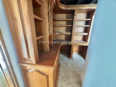 Apartamento de 3 alcobas en venta en Estadio, Medellín, 172 m² · foto 14 de 18