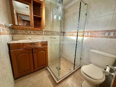 Apartamento de 3 alcobas en venta en Estadio, Medellín, 172 m² · foto 16 de 18