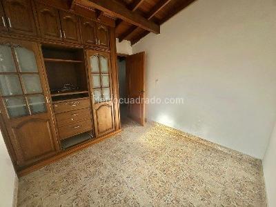 Apartamento de 3 alcobas en venta en Estadio, Medellín, 172 m² · foto 7 de 18