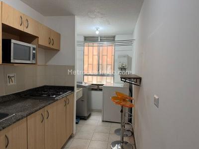 Apartamento de 3 alcobas en venta en El Poblado, Medellín, 80 m² · foto 6 de 11