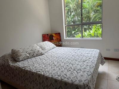 Apartamento de 3 alcobas en venta en El Poblado, Medellín, 80 m² · foto 7 de 11