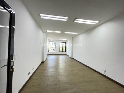 Apartamento de 1 alcoba en arriendo en El Poblado, Medellín, 35 m² · foto 3 de 7
