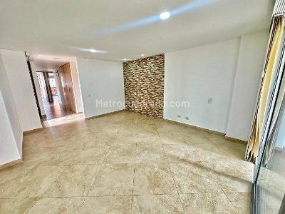 Apartamento en Arriendo, Bosques De Zuniga, Envigado en Bosques De Zuniga