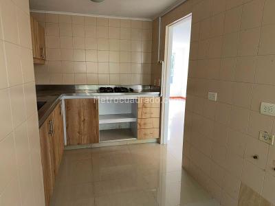 Apartamento de 3 alcobas en venta en El Poblado, Medellín, 86 m² · foto 4 de 8
