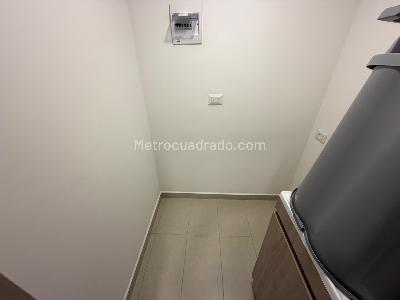 Apartamento de 1 alcoba en venta en San Nicolas, Rionegro, 55 m² · foto 17 de 19