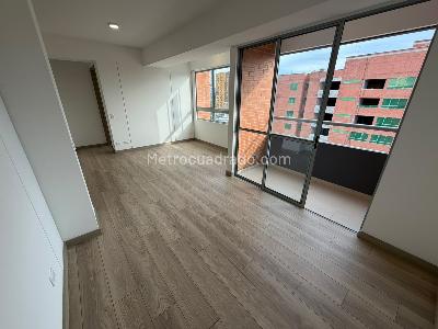 Apartamento de 1 alcoba en venta en San Nicolas, Rionegro, 55 m² · foto 2 de 19