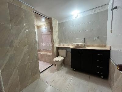 Casa de 3 alcobas en arriendo en Vegas De La Doctora, Sabaneta, 180 m² · foto 15 de 20
