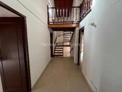 Casa de 3 alcobas en arriendo en Vegas De La Doctora, Sabaneta, 180 m² · foto 4 de 20