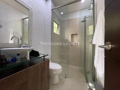 Casa de 4 alcobas en venta en Aves Maria, Sabaneta, 470 m² · foto 15 de 20