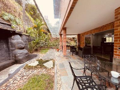 Casa de 4 alcobas en venta en Aves Maria, Sabaneta, 470 m² · foto 18 de 20