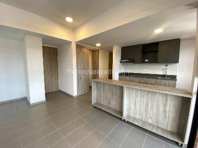 Apartamento de 2 alcobas en arriendo en Barro Blanco Y Zona Franca, Rionegro, 76 m² · foto 3 de 17