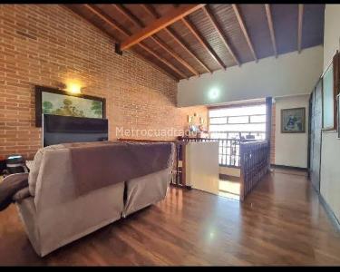Casa en venta en Loma Del Esmeraldal, Envigado · foto 13 de 19