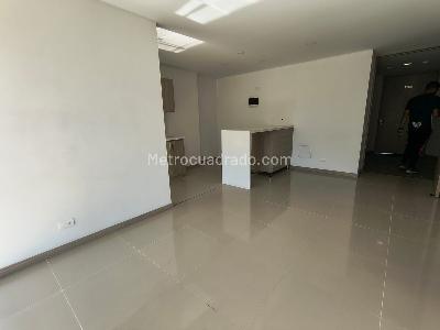Apartamento de 3 alcobas en venta en Envigado, Envigado, 73 m² · foto 3 de 16