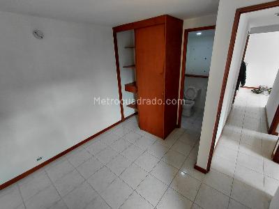 Apartamento de 3 alcobas en arriendo en Sevilla, Medellín, 58 m² · foto 4 de 7