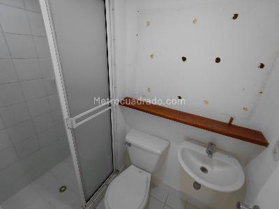 Apartamento de 3 alcobas en arriendo en Sevilla, Medellín, 58 m² · foto 6 de 7