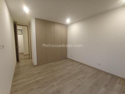 Apartamento de 2 alcobas en arriendo en El Poblado, Medellín, 103 m² · foto 13 de 20