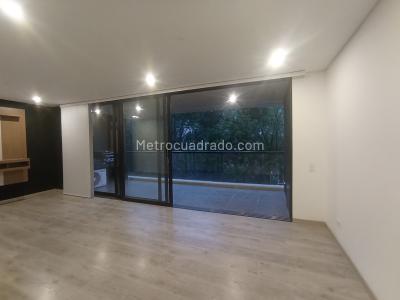Apartamento de 2 alcobas en arriendo en El Poblado, Medellín, 103 m² · foto 2 de 20