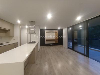 Apartamento de 2 alcobas en arriendo en El Poblado, Medellín, 103 m² · foto 3 de 20