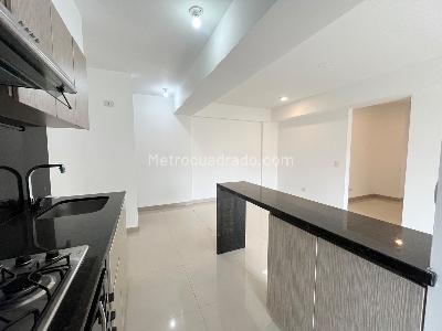 Apartamento en arriendo en Tres Esquinas, Sabaneta · foto 5 de 19