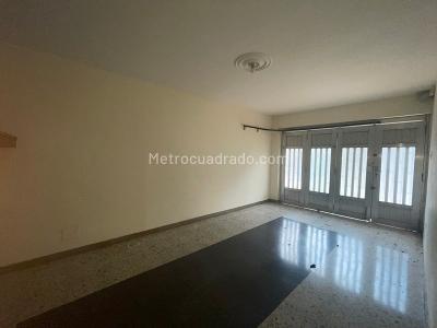 Casa en Arriendo, Calasanz, Medellín