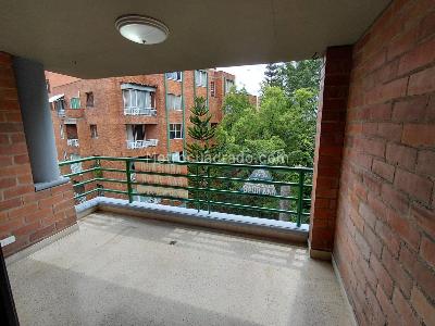 Apartamento de 3 alcobas en arriendo en Conquistadores, Medellín, 175 m² · foto 18 de 18