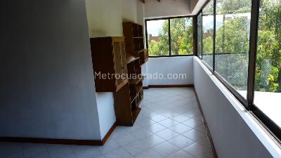 Apartamento en arriendo en Vizcaya, Medellín · foto 2 de 14