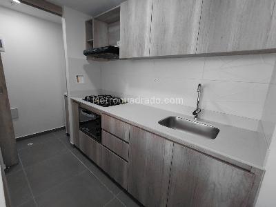 Apartamento de 2 alcobas en arriendo en Santa Fe, Medellín, 47 m² · foto 3 de 11