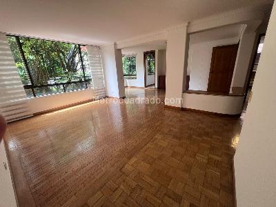 Apartamento en arriendo en Vizcaya, Medellín · foto 3 de 18