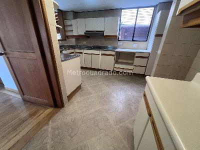 Apartamento en arriendo en Vizcaya, Medellín · foto 6 de 18