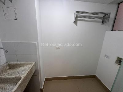 Apartamento de 2 alcobas en arriendo en Santa Maria De Los Angeles, Medellín, 105 m² · foto 10 de 11