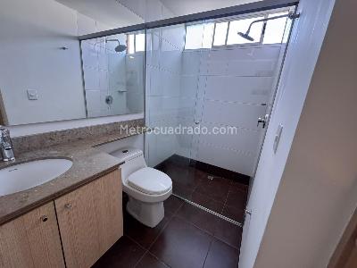 Apartamento de 2 alcobas en arriendo en Santa Maria De Los Angeles, Medellín, 105 m² · foto 8 de 11