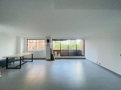 Apartamento de 3 alcobas en venta en El Poblado, Medellín, 145 m² · foto 4 de 19