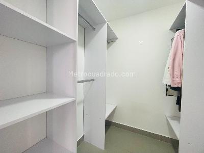 Apartamento de 3 alcobas en venta en El Poblado, Medellín, 145 m² · foto 8 de 19