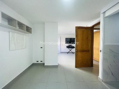 Apartamento de 3 alcobas en venta en El Poblado, Medellín, 145 m² · foto 9 de 19