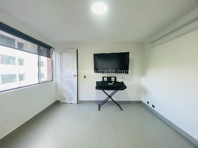 Apartamento de 3 alcobas en venta en El Poblado, Medellín, 145 m² · foto 11 de 19