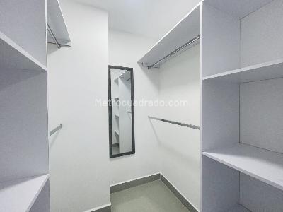 Apartamento de 3 alcobas en venta en El Poblado, Medellín, 145 m² · foto 12 de 19