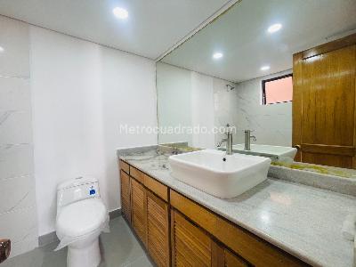 Apartamento de 3 alcobas en venta en El Poblado, Medellín, 145 m² · foto 14 de 19