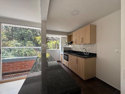 Apartamento de 3 alcobas en arriendo en Aves Maria, Sabaneta, 70 m² · foto 2 de 11
