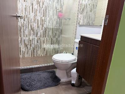 Apartamento de 2 alcobas en venta en El Poblado, Medellín, 82 m² · foto 13 de 14