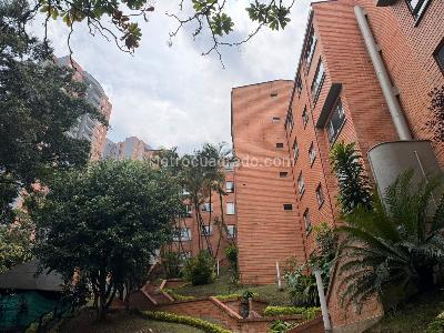 Apartamento de 2 alcobas en venta en El Poblado, Medellín, 82 m² · foto 14 de 14
