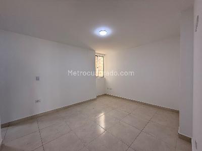 Apartamento de 3 alcobas en arriendo en Maria Auxiliadora, Sabaneta, 70 m² · foto 3 de 10