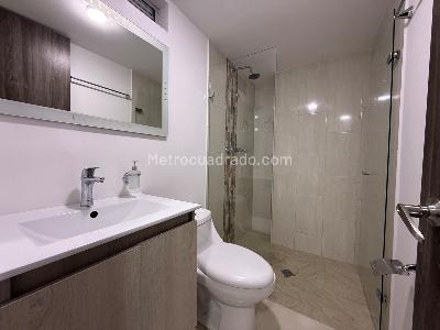 Apartamento de 3 alcobas en arriendo en Maria Auxiliadora, Sabaneta, 70 m² · foto 7 de 10