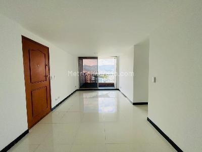 Apartamento en venta en Los Balsos, Medellín · foto 2 de 19