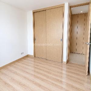 Apartamento de 3 alcobas en arriendo en El Poblado, Medellín, 94 m² · foto 10 de 16